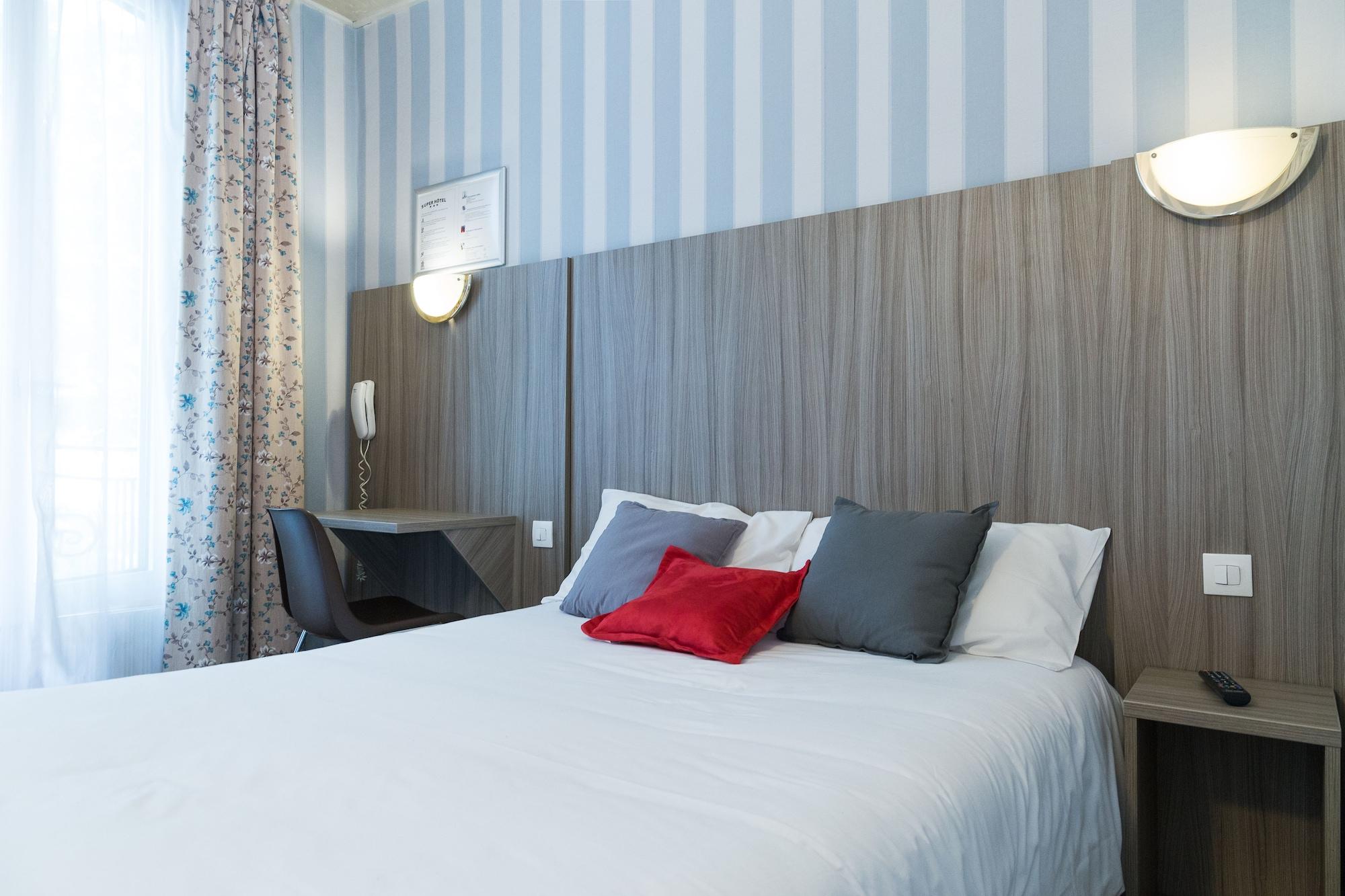 Panam Hotel Paris Gambetta- Place Gambetta-Mairie Du 20 Emme ภายนอก รูปภาพ