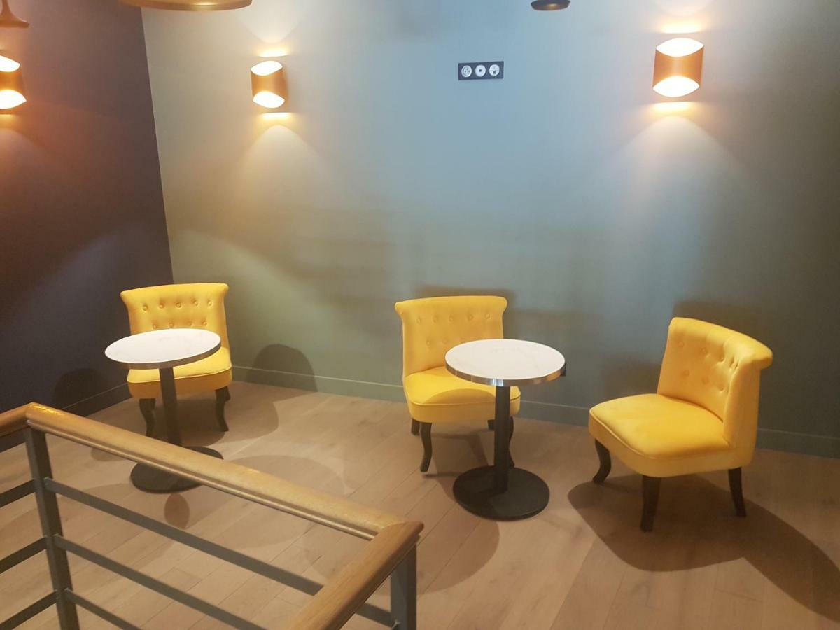 Panam Hotel Paris Gambetta- Place Gambetta-Mairie Du 20 Emme ภายนอก รูปภาพ