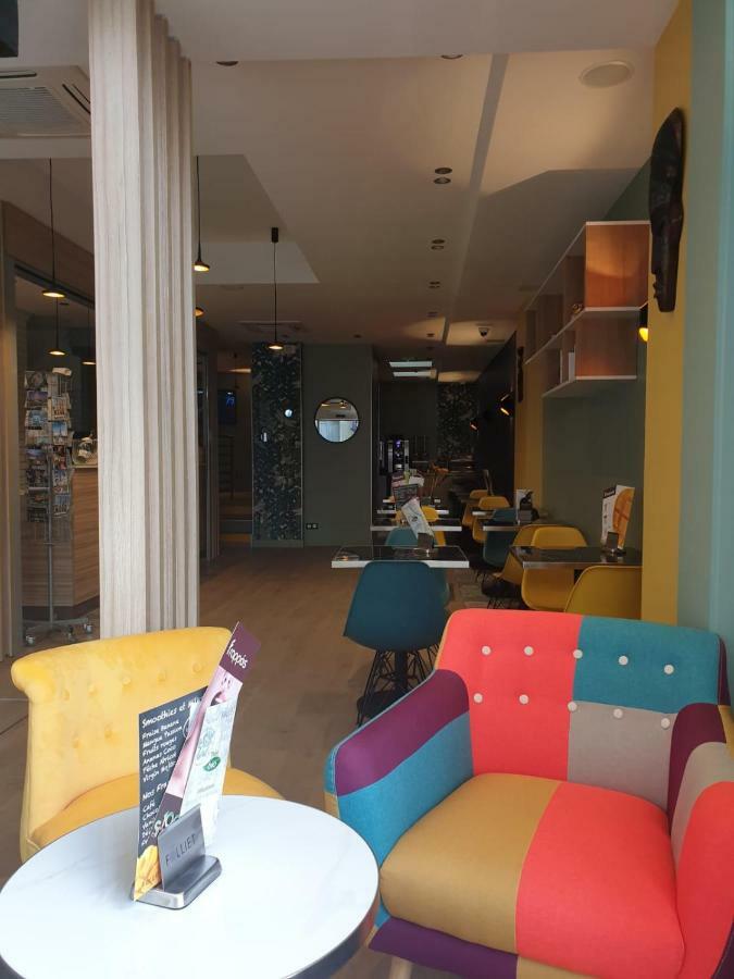 Panam Hotel Paris Gambetta- Place Gambetta-Mairie Du 20 Emme ภายนอก รูปภาพ